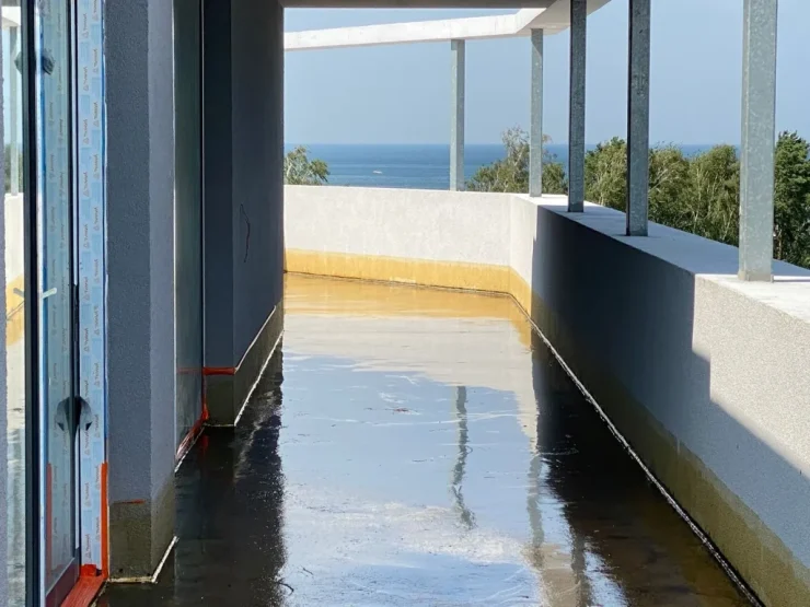 Natrysk polimocznika hotel Świnoujskie tarasy widokowe 2000 m2 (13)