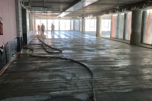 Natrysk polimocznika w biurowcu w Gdańsku na posadzkę powierzchnia 3000 ( (14)